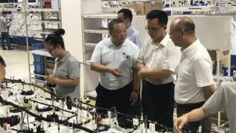 市委常委、市直機關(guān)工委書(shū)記趙京東調研遂寧歐美產(chǎn)業(yè)園